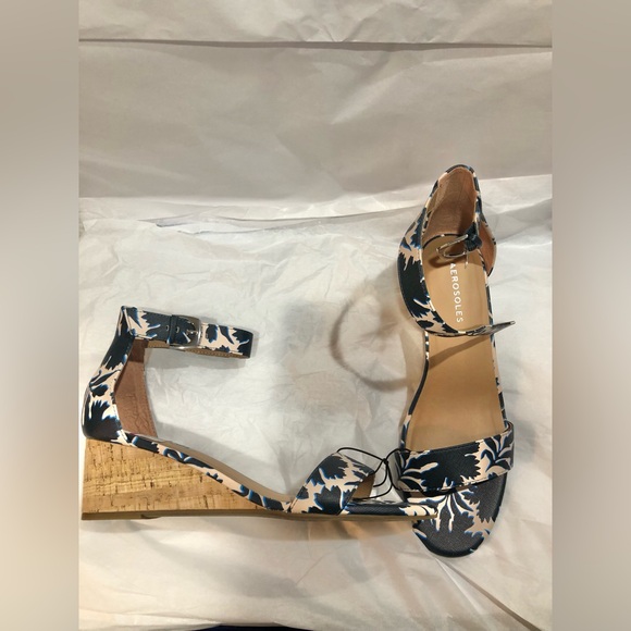 AEROSOLES Shoes - Aerosoles navy blue and cream floral ankle strap open toe cork wedge size 11 new